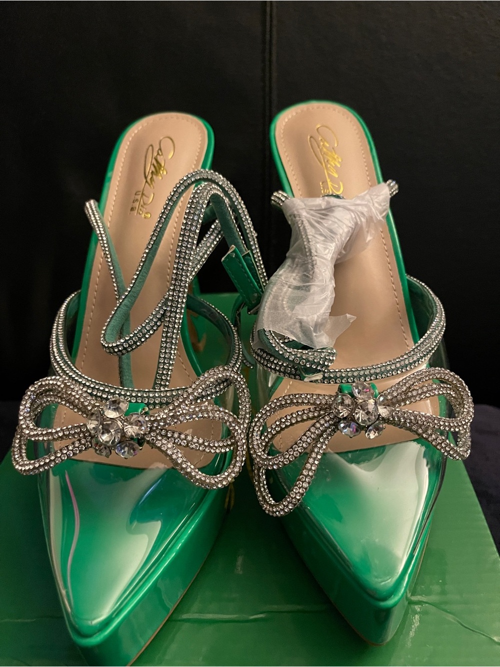 Cathy Din Ddk Shauna Crystal Bow Patent Women's Platform Heels Sz 8.5 — image 3 of 8